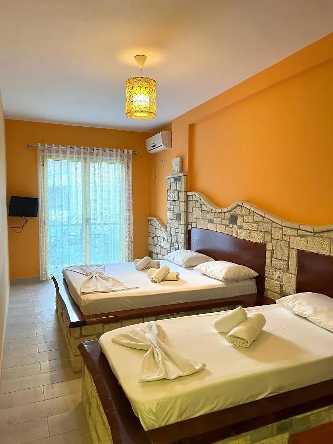 Hotel Adriatik Orikum 0*,